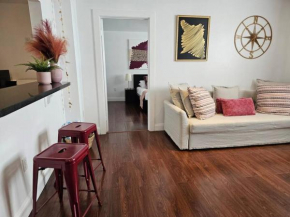 Great 1BedRoom RENOVATED 1 minute from the BEACH